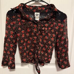 Y2K Women's top - 579 Brand - Black Floral Tie Front 1/4 Sleeves XS
